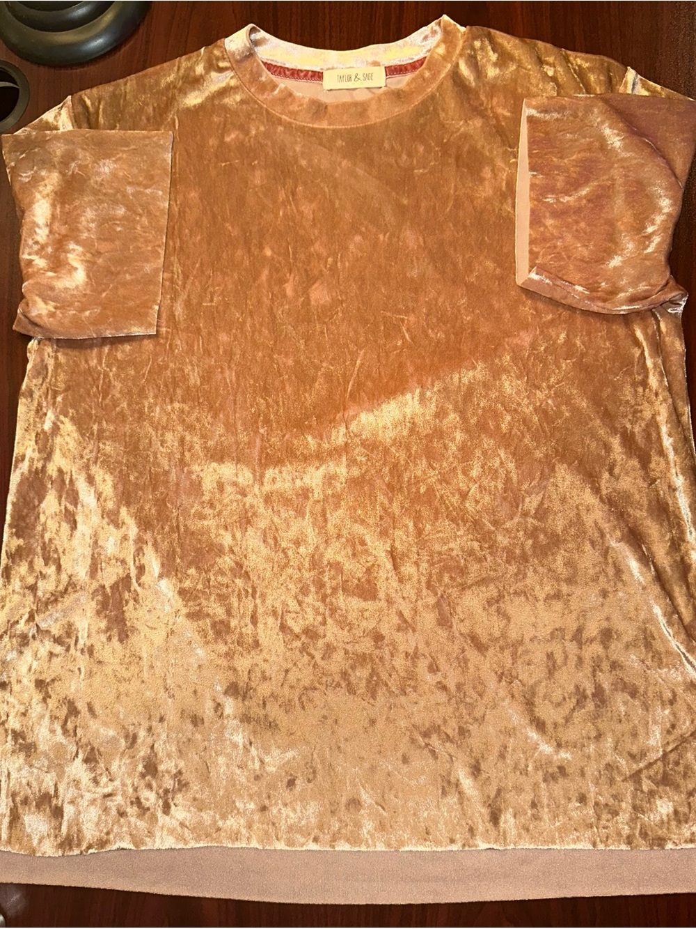 Taylor & Sage Short-Sleeve Crushed Velvet Top